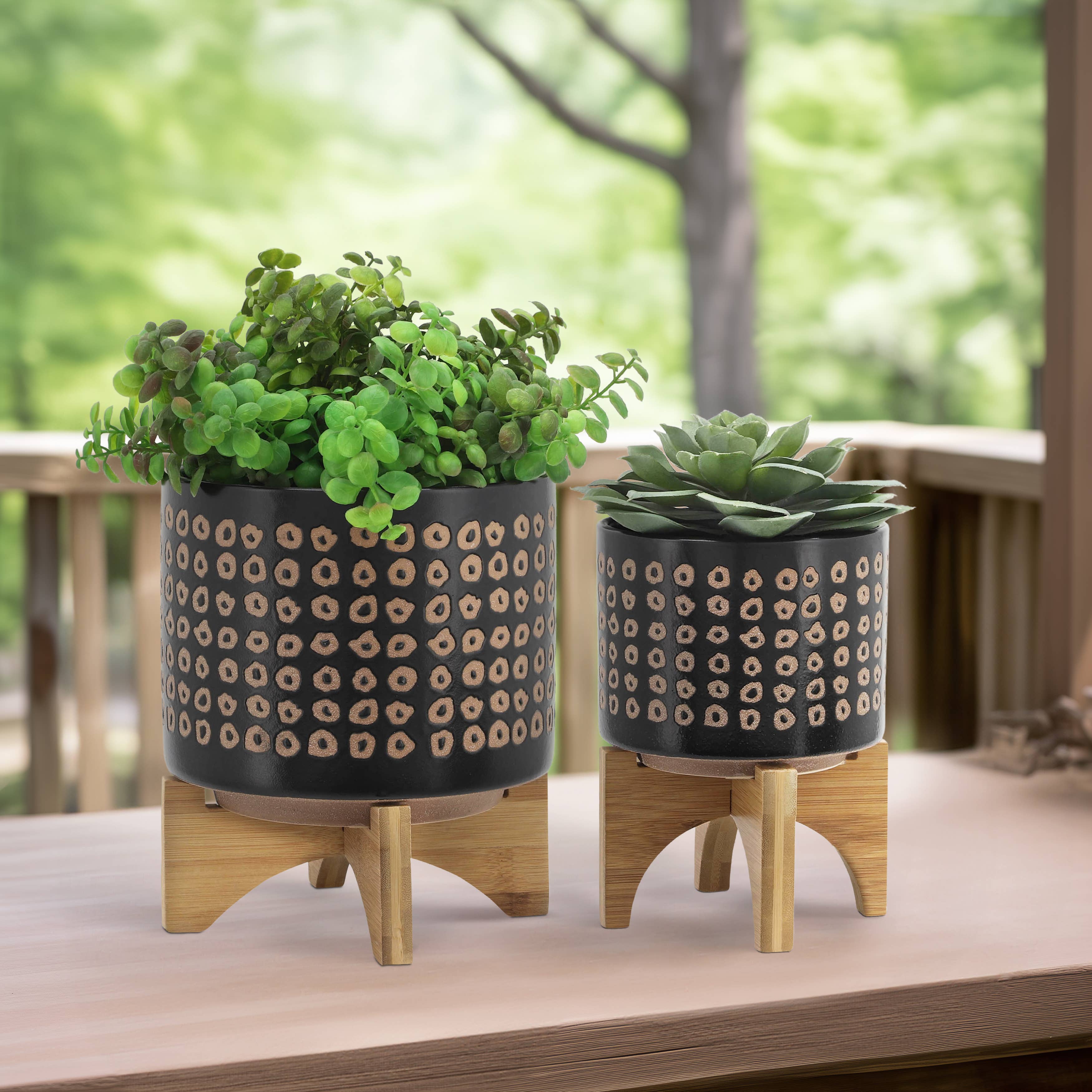 Planters - Black Ceramic Aztec On Stand, 5"